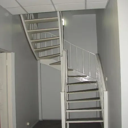 Rueuetli Apartment Apartamento Pärnu